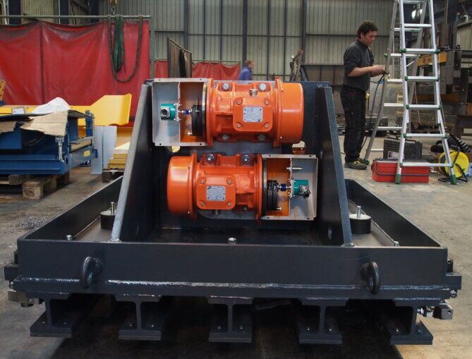 View of table vibrators